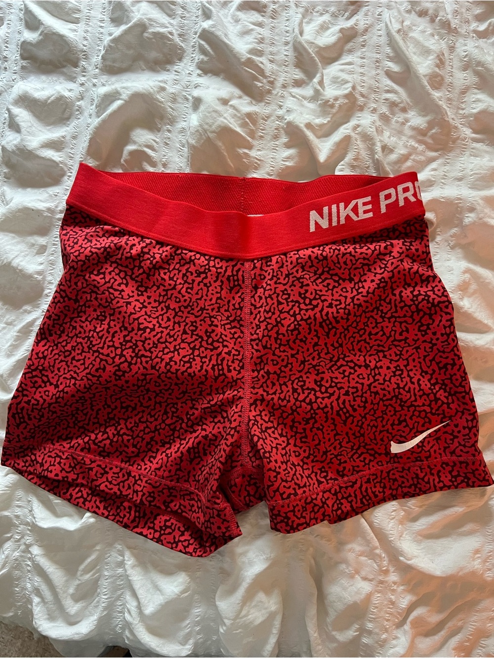 Nike Pro Women's Red Printed Training Bike Shorts